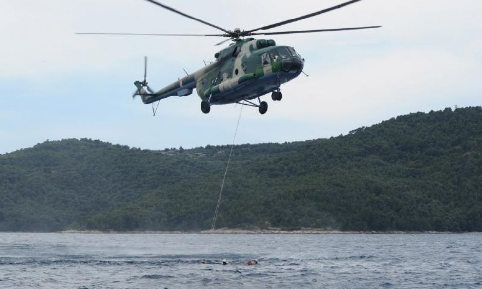 helikopter spašavanje na moru