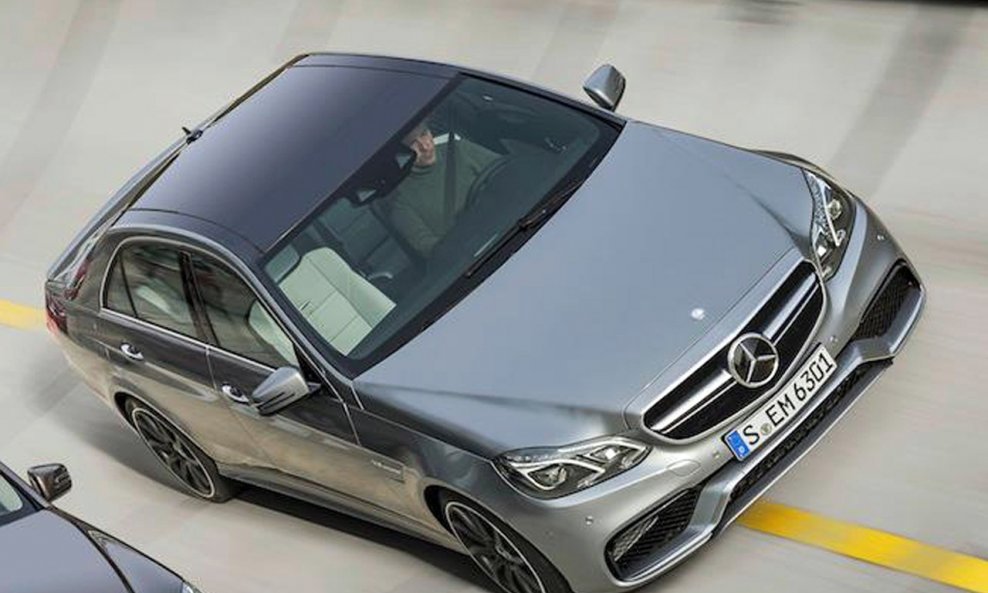 2014-Mercedes-Benz-E63-AMG-2[4]