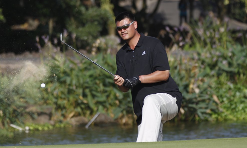 Yao Ming na golf igralištu