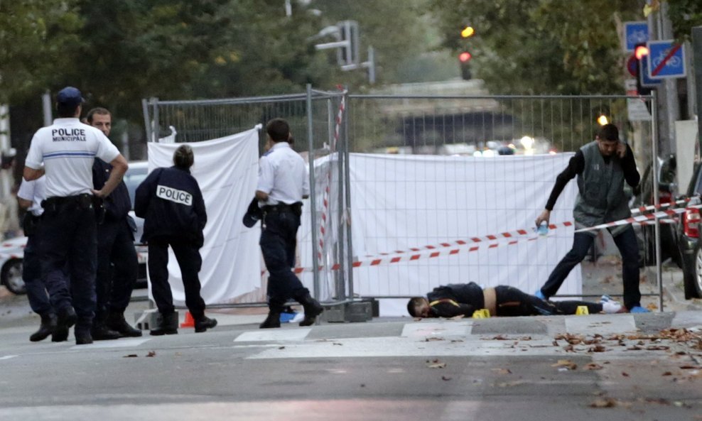Francuska policija teroristi