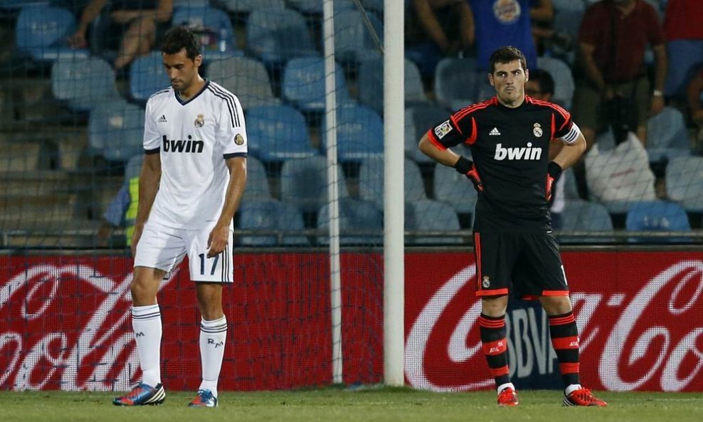 Iker Casillas (d)  i Alvaro Arbeloa