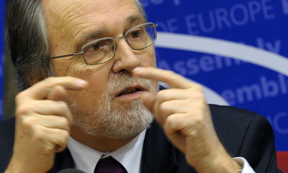 Dick Marty, istraživač Vijeća Europe u slučaju trgovine organa na Kosovu