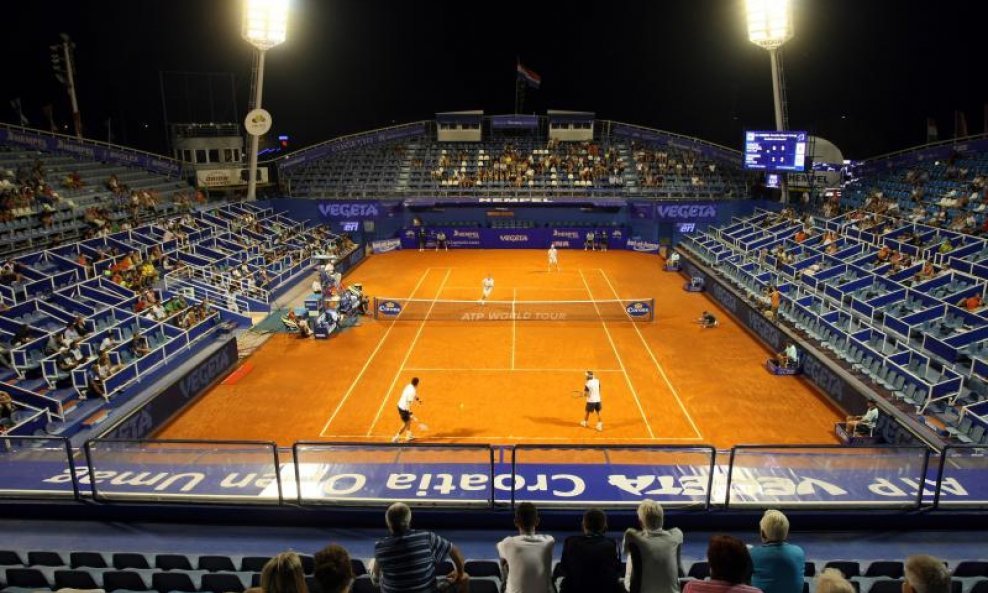 Atp Umag, umaški stadion