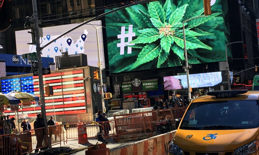 Marihuana na Times Squareu. New York
