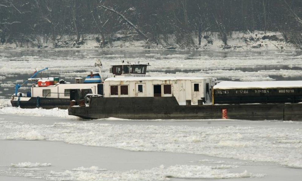 Led na Dunavu 3