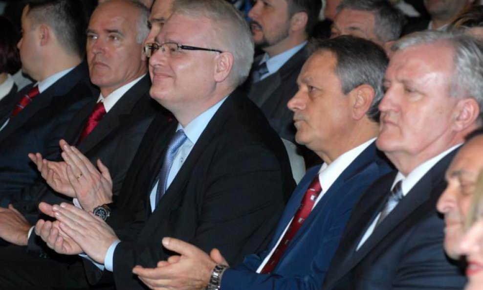 Tatalović, Josipović i Sabo