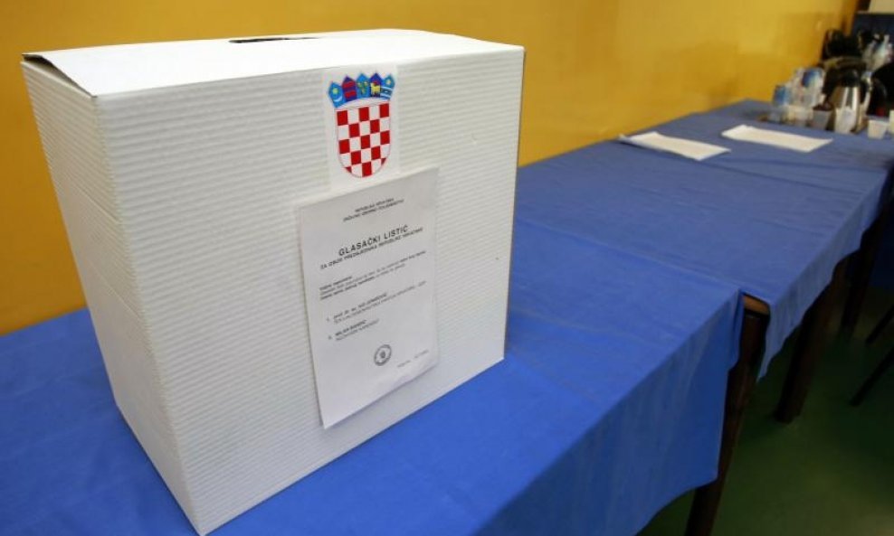 glasačka kutija izbori rh