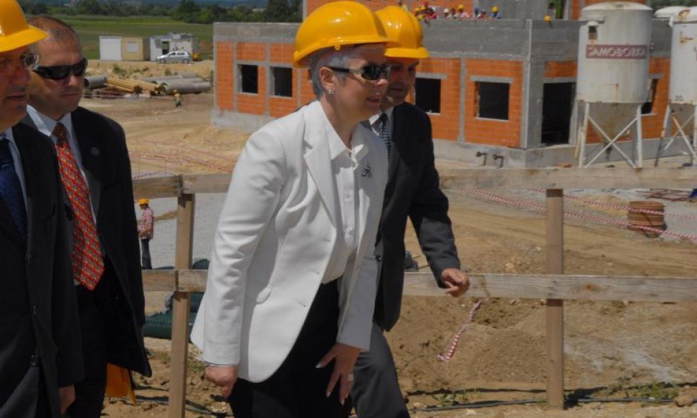 Premijerka na gradilištu u Slunju