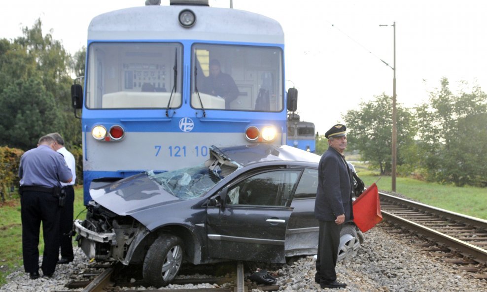 nalet vlaka vlak prometna nesreća
