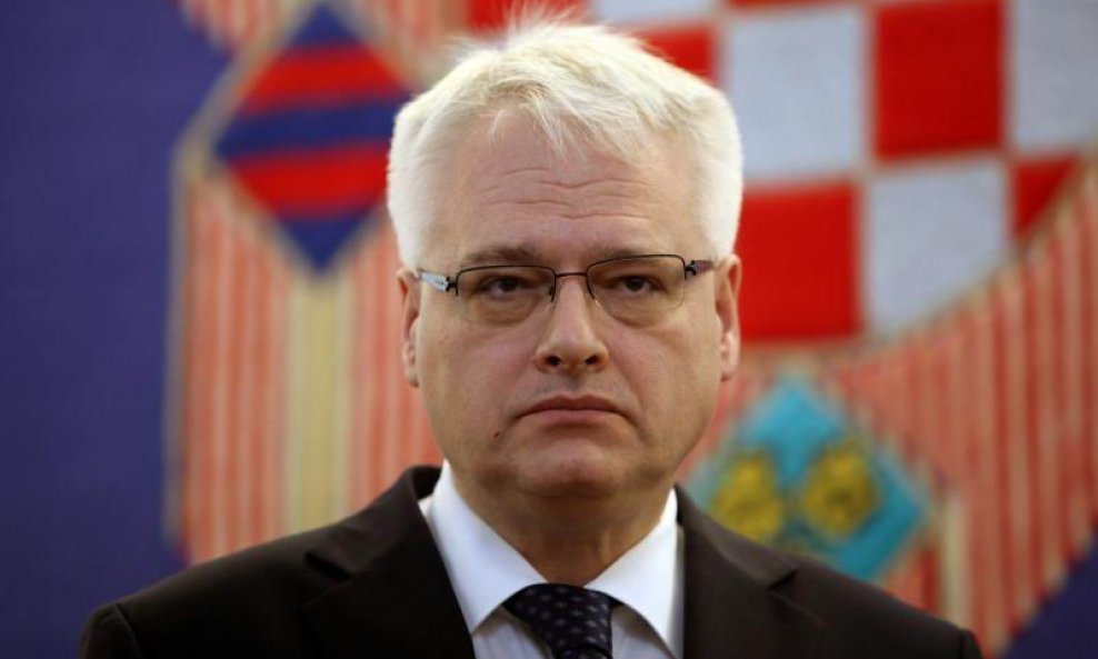 Ivo Josipović smrknut