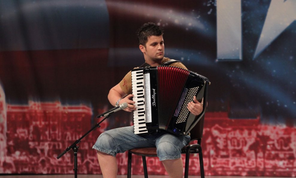 Aleksandar Olujić