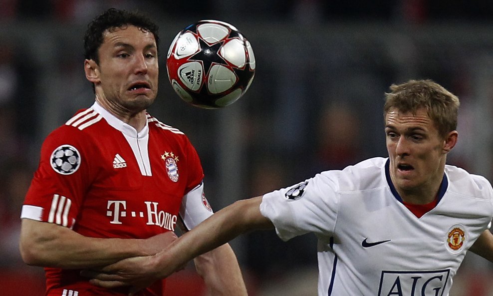 Mark van Bommel (Bayern) vs. Darren Fletcher (Manchester United)