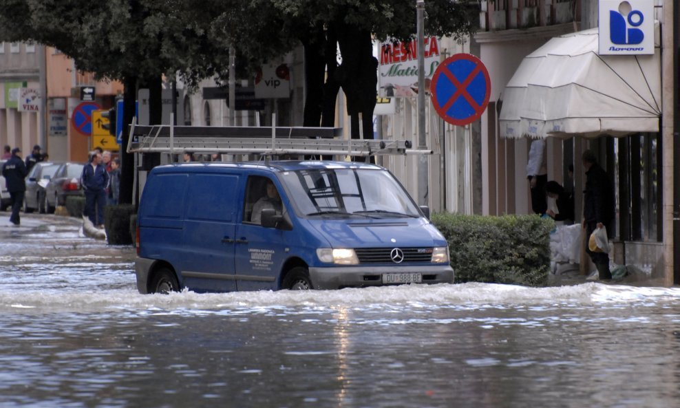 Poplava u Metkoviću (3)