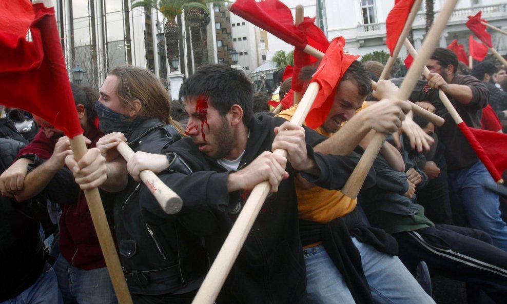 Grčki studenti poznati su po svojim nasilnim metodama otpora