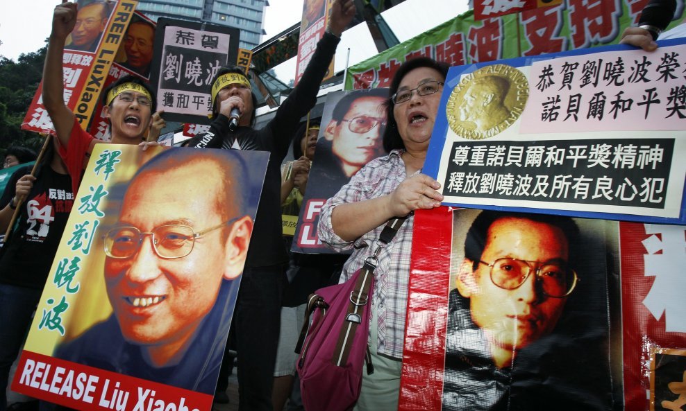 Prosvjedi ispred kineskog veleposlanstva u Hong Kongu