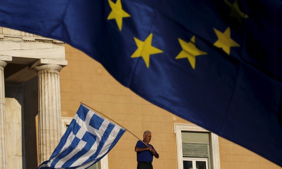 Grčka drama se nastavlja (2)