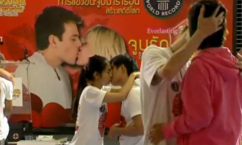 najduži poljubac Bangkok Tajland