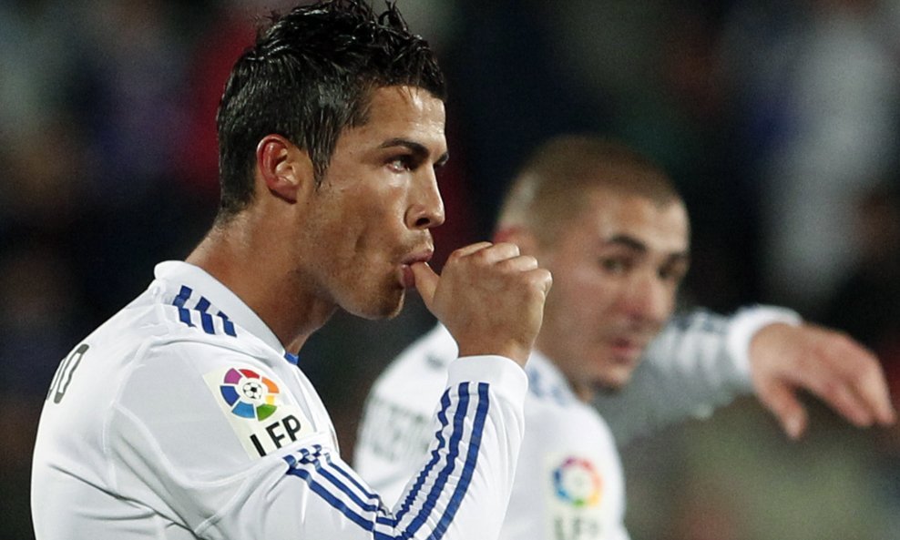 Cristiano Ronaldo siše palac Real Madrid
