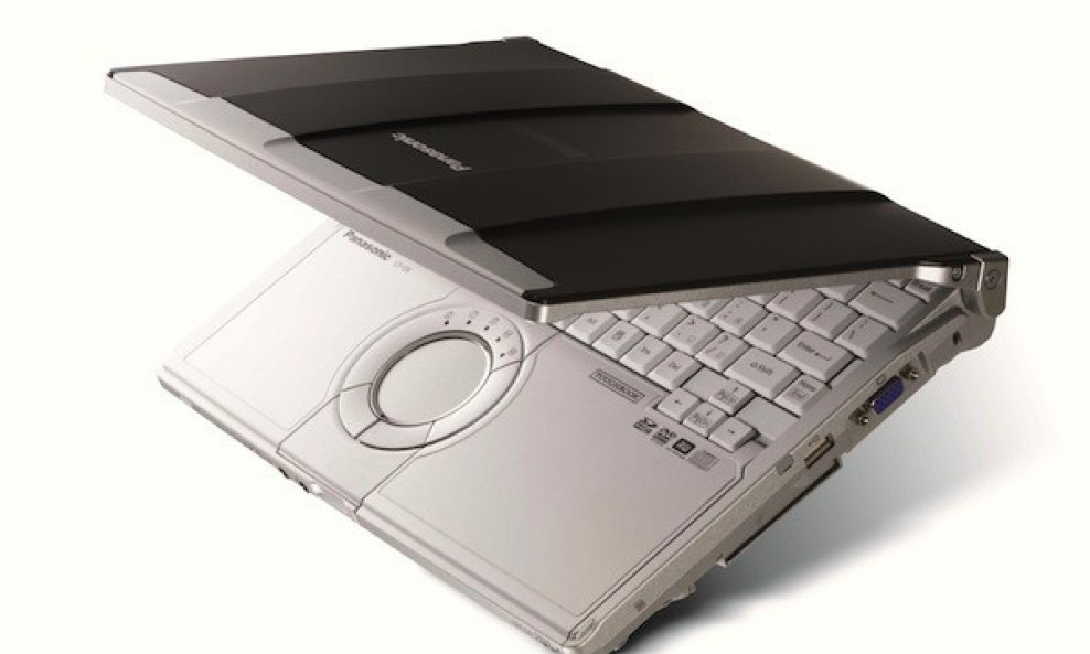 s9clamshell