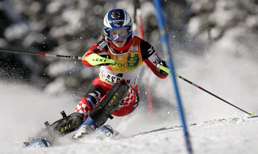 Ana Jelušić Aspen slalom