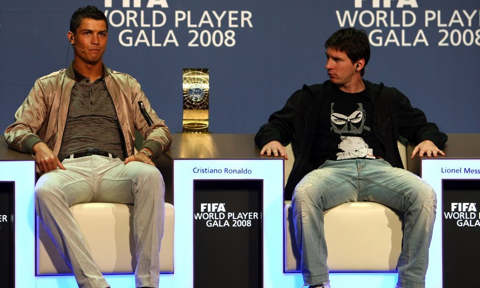 Lionel Messi; Cristiano Ronaldo, FIFA 2008