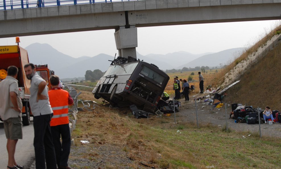 slovaci prometna nesreća autobus