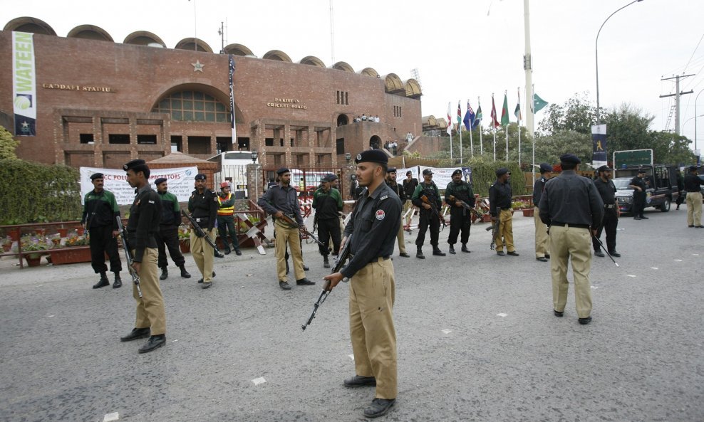 Policija u Lahoreu nakon atentata na igrače kriketa Šri Lanke