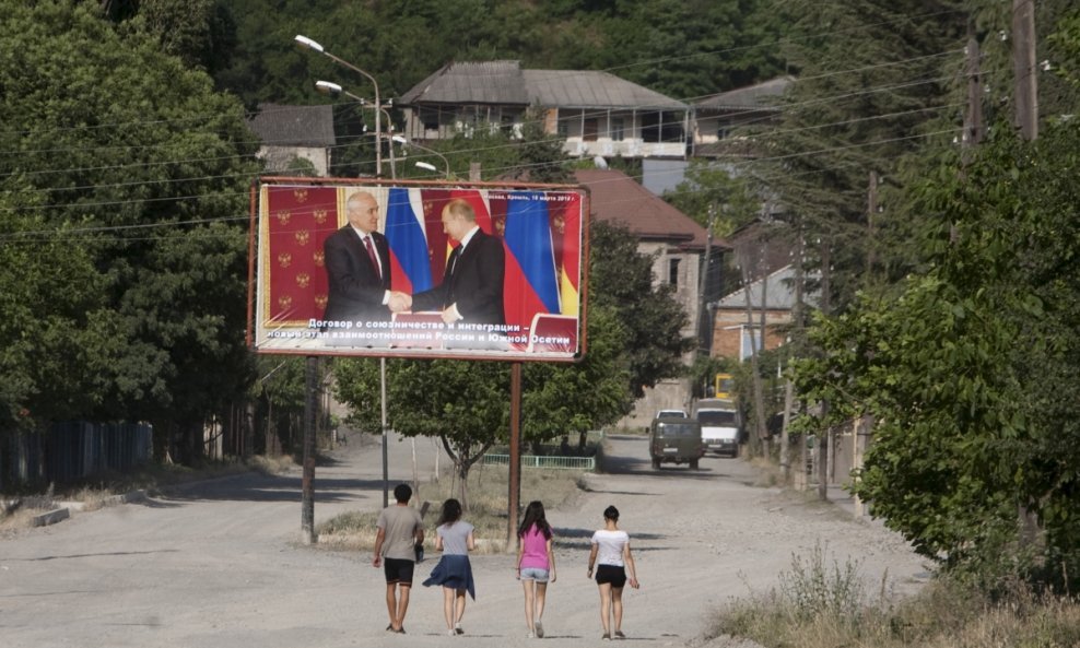 Predsjednik Južne Osetije Leonid Tibilov njeguje dobre odnose s ruskim kolegom Putinom