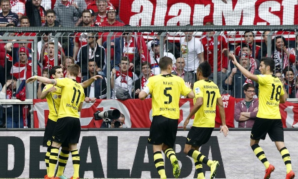 Borussia slavi gol protiv Bayerna