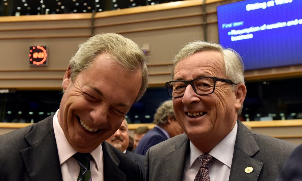 Nigel Farage i Jean-Claude Juncker