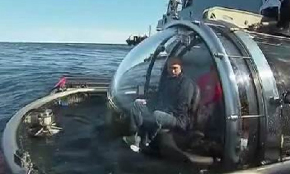 Vladimir Putin u podmornici