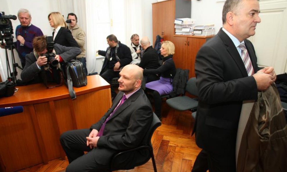 Ivan Drmić na suđenju Tadiću