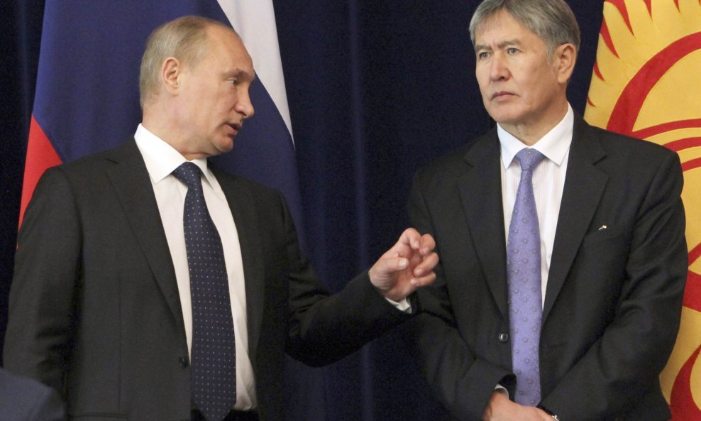 Almazbek Atambayev i Vladimir Putin