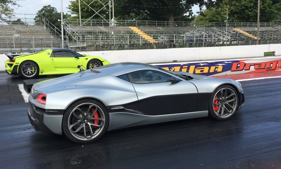 Rimac Concept One protiv Porschea 918 Spyder