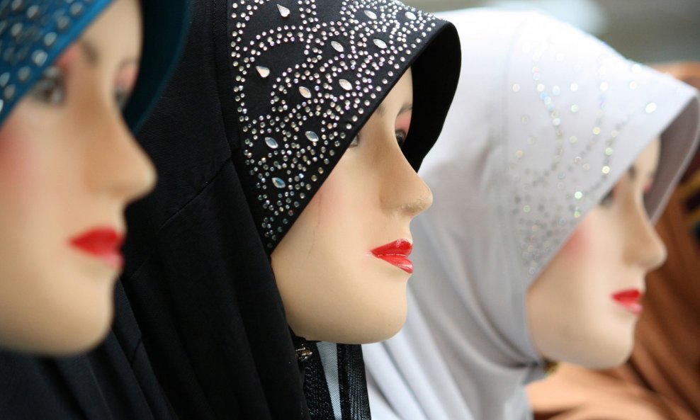 muslimanke lutke
