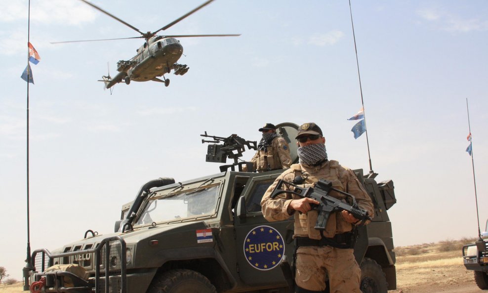 Hrvatski vojnici 2009. godine sudjelovali su u misiji Europske unije EUFOR u Čadu