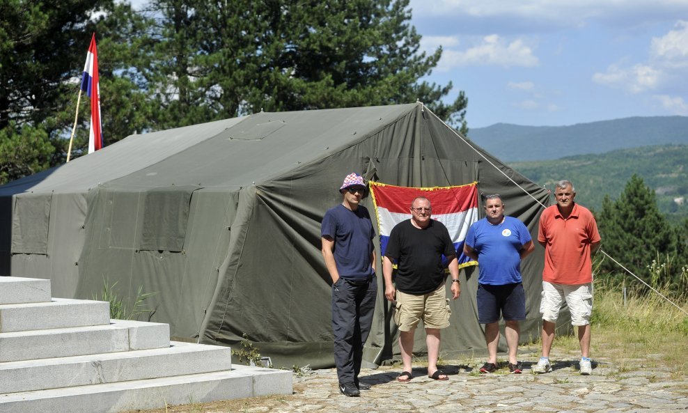 AHSP šator u Srbu