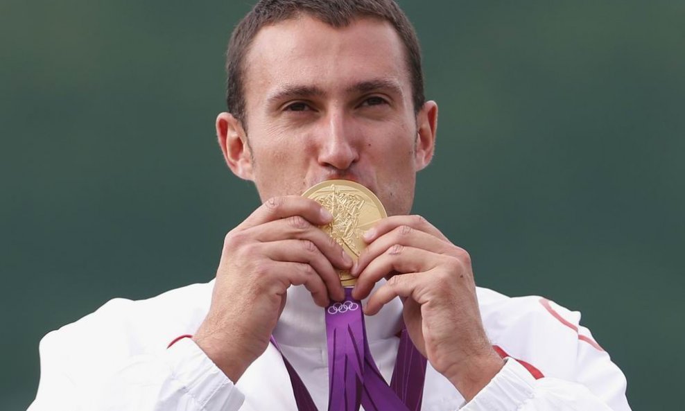 Giovanni Cernogoraz sa zlatnom medaljom