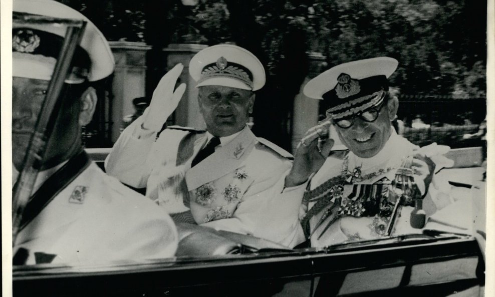 Josip Broz Tito tijekom državnom posjeta Grčkoj 1954.