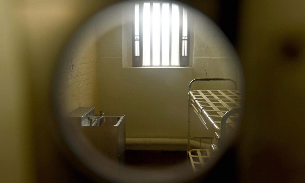 Od 123 osuđena na bezuvjetni zatvor, većina (76 osuđenih) je prošla s kaznama do godine dana