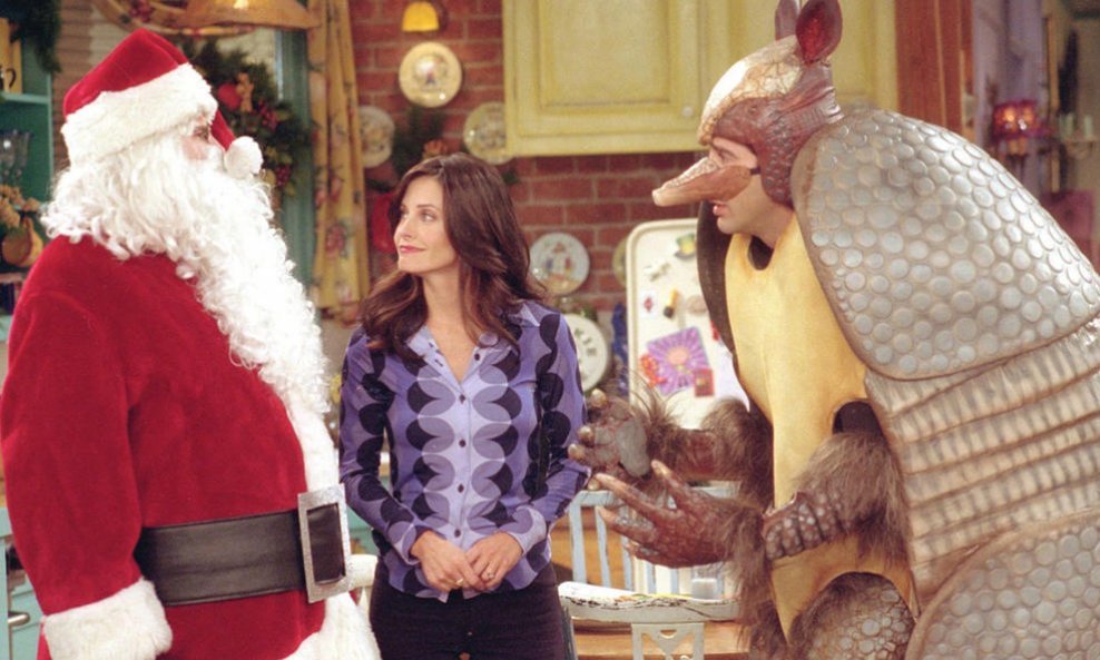 Blagdanski pasanac, Djed Mraz i Monica u epizodi 'Prijatelja'