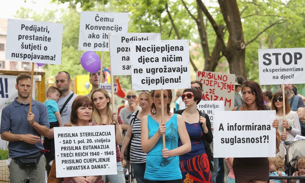 Ilustracija / Prosvjed Građanske inicijative 'Za slobodu izbora' 2015. u Zagrebu