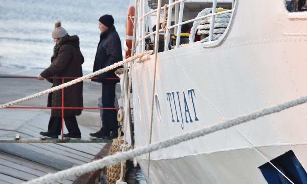 Brod 'Tijat' je nakon nesreće dobio zabranu plovidbe