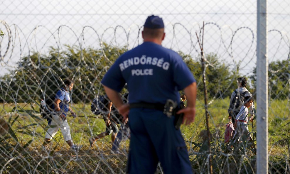 Mađarska granica, policija