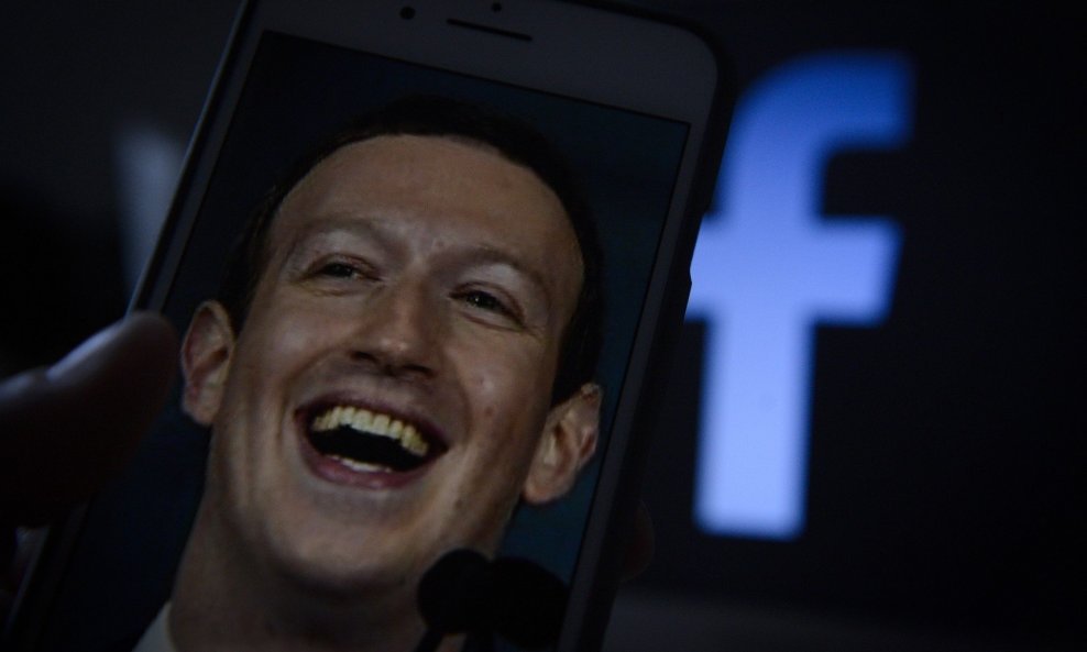 Ideju o plaćanju medijima šef Facebooka Mark Zuckerberg svojedobno je spomenuo i u razgovoru s Mathiasom Döpfnerom, izvršnim direktorom njemačke izdavačke kuće Axel Springer