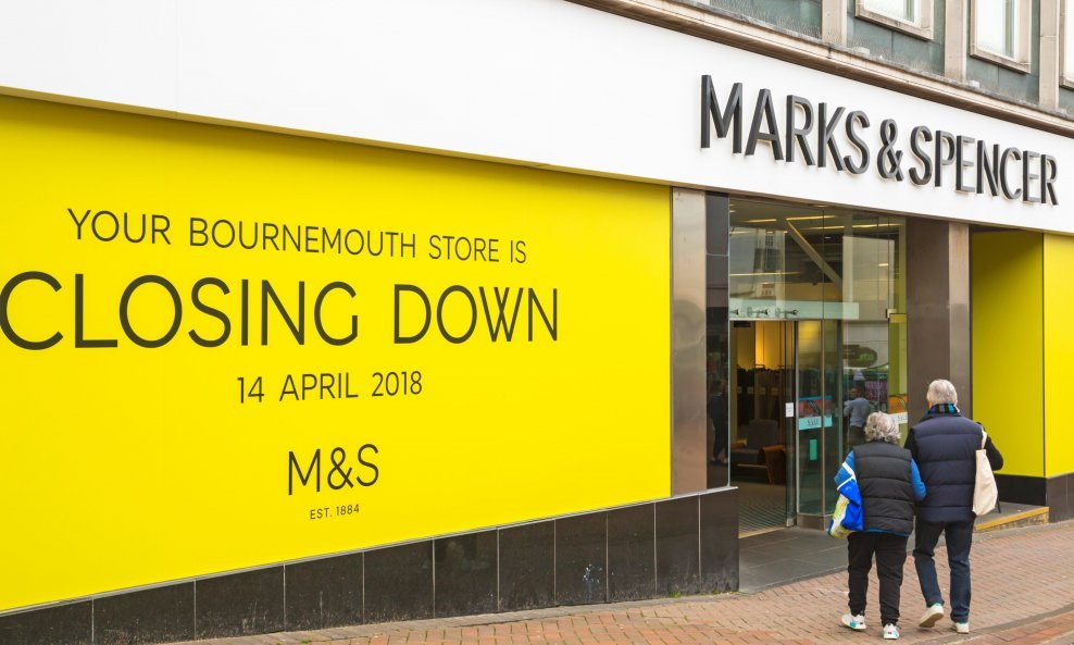 Marks & Spencer je već ranije počeo zatvarati trgovine, a sada se taj proces intenzivira