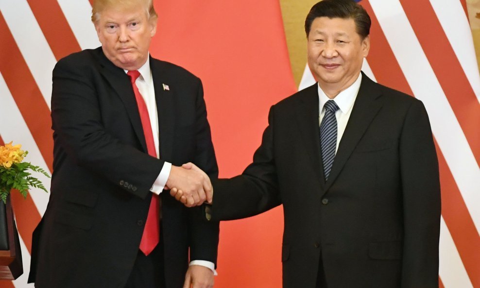 Američki predsjednik Donald Trump s kineskim kolegom Xi Jinpingom