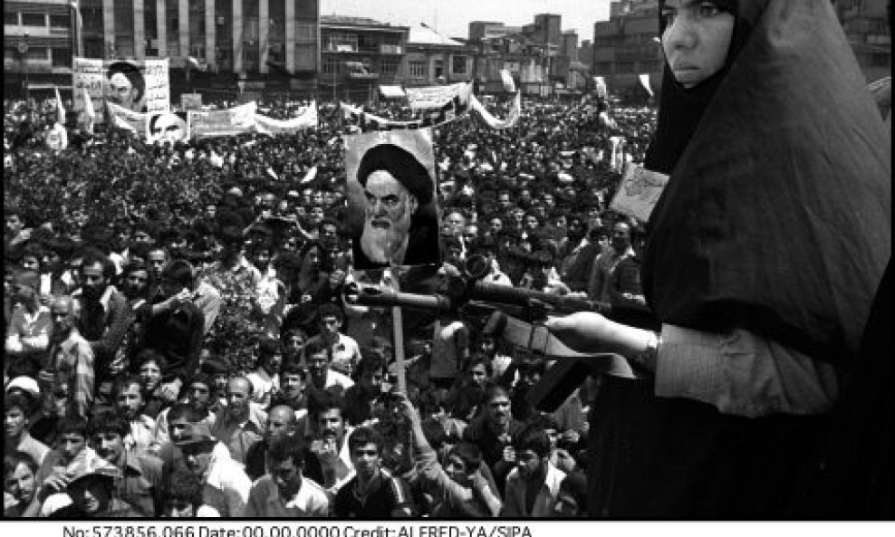 Iranska revolucija 1979.
