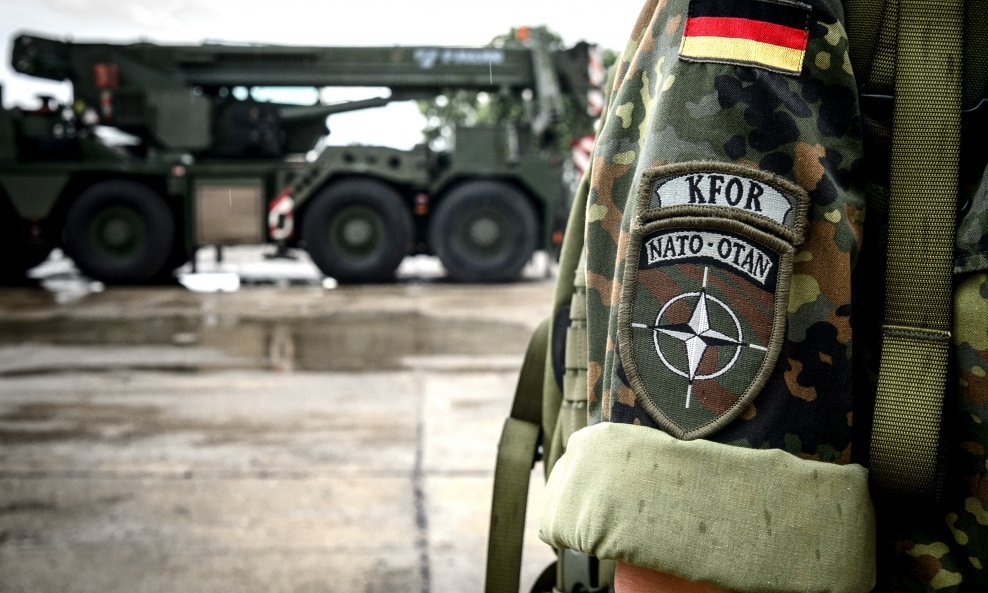 Njemački vojnici u okviru KFOR-a, međunarodne vojne postrojbe koja brine o sigurnosti na Kosovu