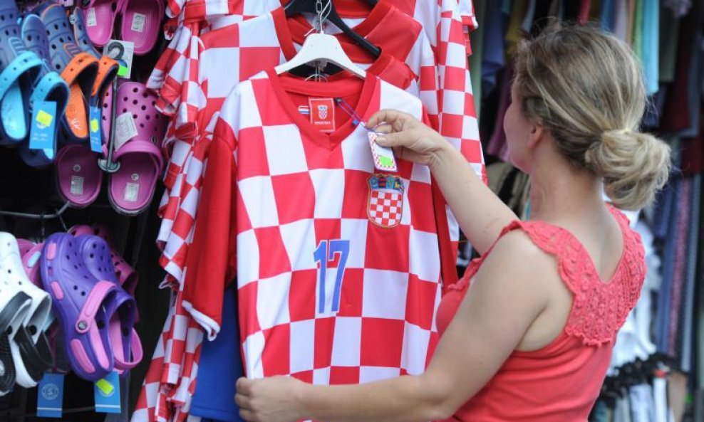 hrvatska zastava navijači hrvatska šahovnica